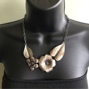 Necklace Flowers and leaves pewter metal necklace